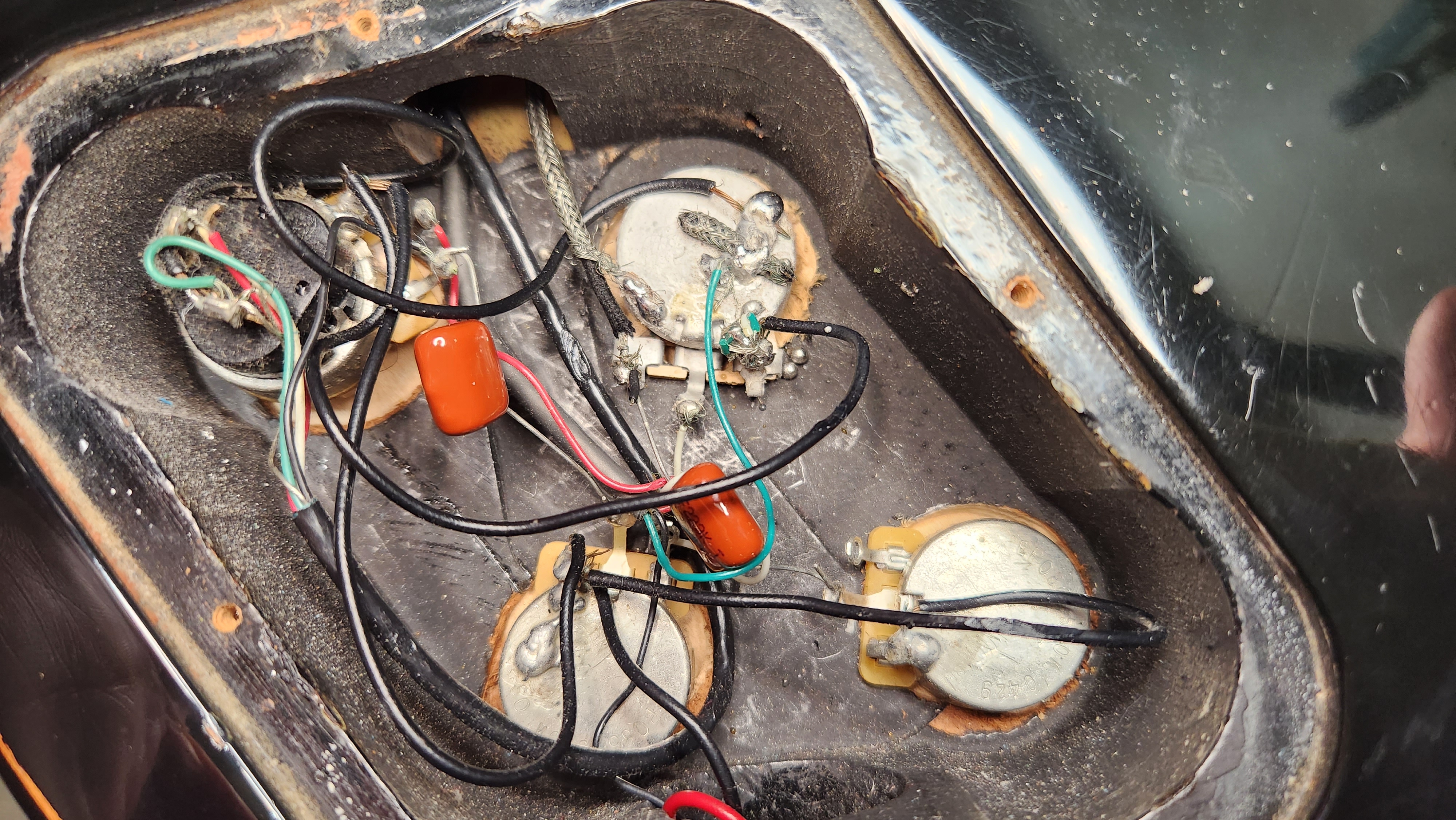 Guitar customizations - custom guitar electronics - in Guelph, ON - Guelph Guitar Repair