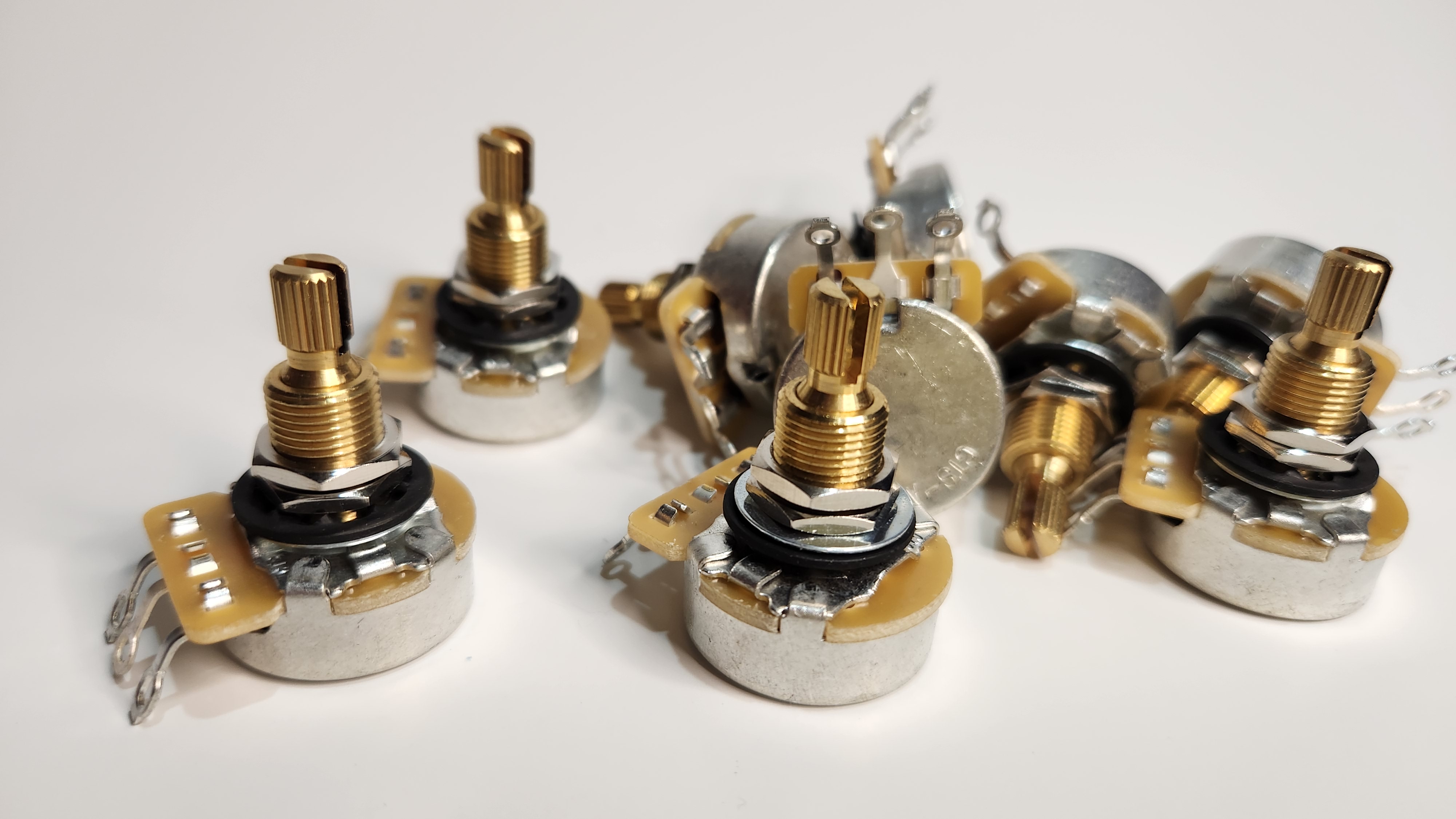 Guitar Electronics - component replacement services in Guelph, ON - Guelph Guitar Repair